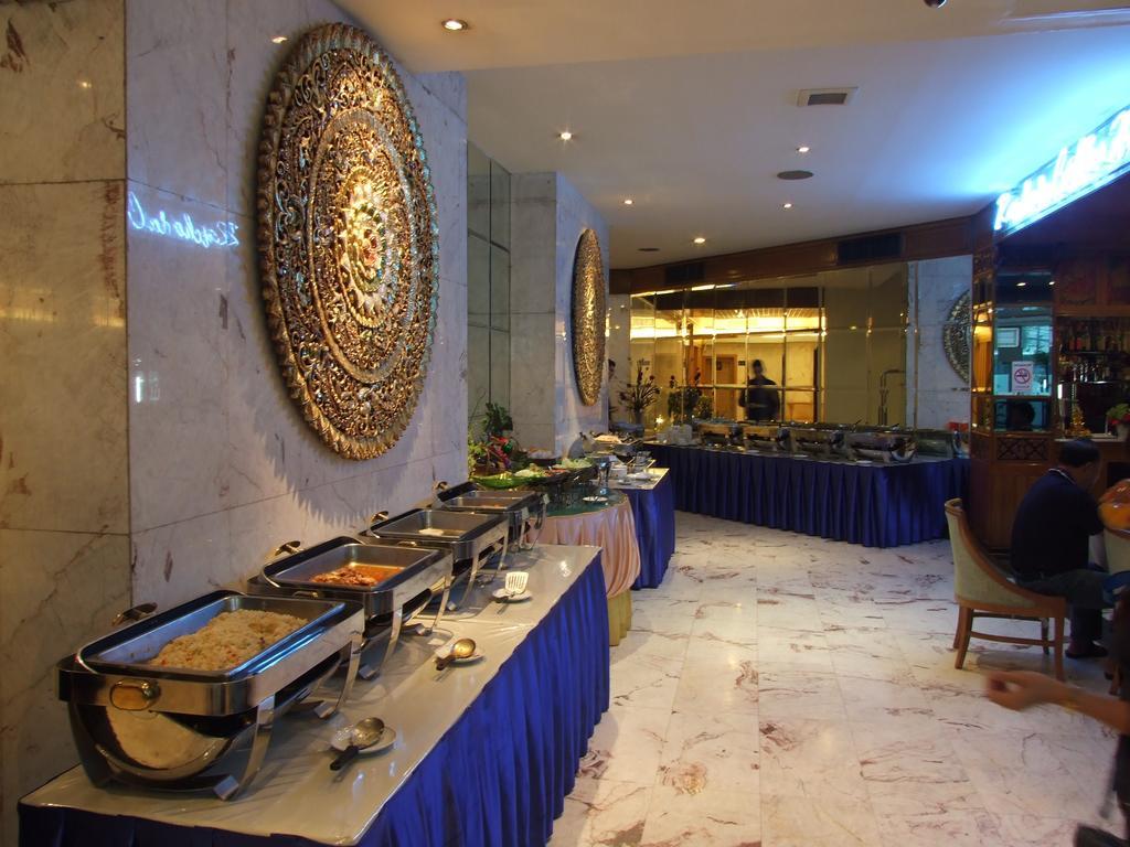 Ratchada City Hotel Bangkok Exteriér fotografie