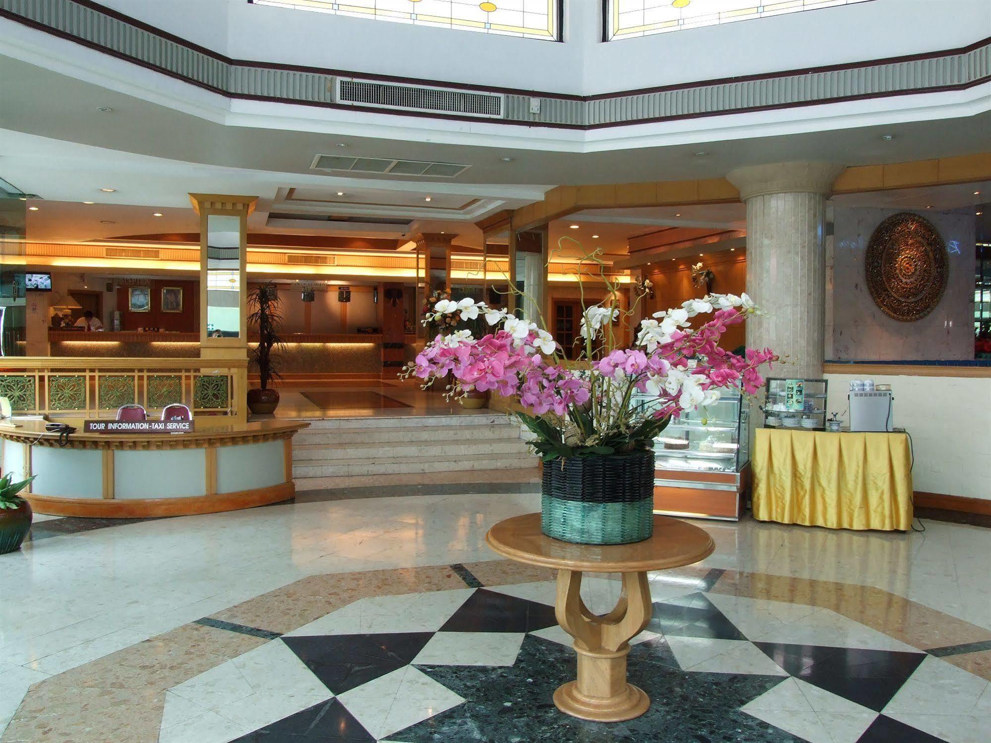 Ratchada City Hotel Bangkok Exteriér fotografie